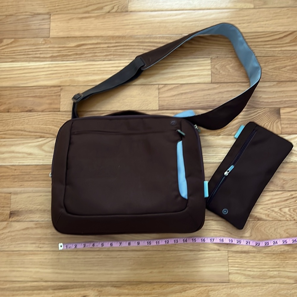 🛍Belkin 15” Messenger/Tech/Diaper Bag🛍